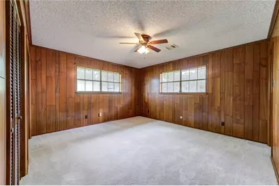 4704 1st Street, Bacliff, TX 77518 - Photo 23