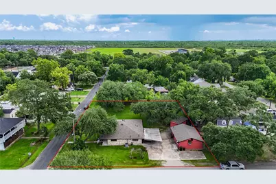 4704 1st Street, Bacliff, TX 77518 - Photo 39
