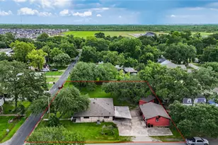 4704 1st St, Bacliff, TX 77518 - Photo 39