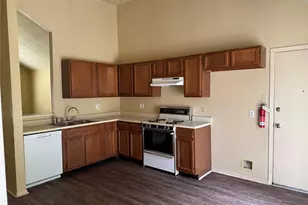 10014 Sand Pass Ln, Houston, TX 77064 - Photo 7