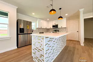 2630 34th St, Port Arthur, TX 77640 - Photo 5