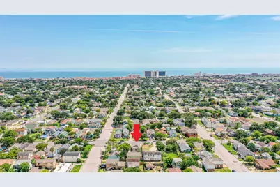 5008 Avenue O 1/2, Galveston, TX 77551 - Photo 3