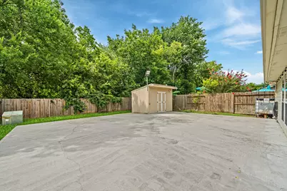 4007 Strawberry Court, Dickinson, TX 77539 - Photo 25