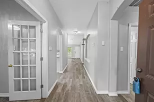 4007 Strawberry Ct, Dickinson, TX 77539 - Photo 11
