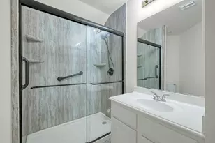 53 N Peaceful Canyon Cir, The Woodlands, TX 77381 - Photo 15