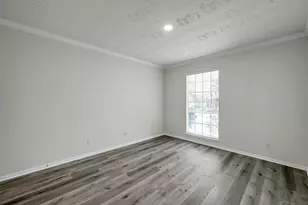 53 N Peaceful Canyon Cir, The Woodlands, TX 77381 - Photo 3