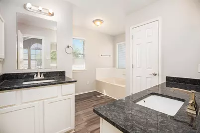 5114 Chase Court Drive, Bacliff, TX 77518 - Photo 5