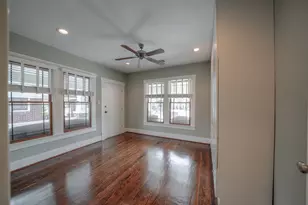 1123 E 7th St, Houston, TX 77009 - Photo 9