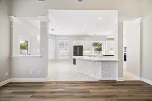 1823 Misty Oaks Ln, Sugar Land, TX 77479 - Photo 9