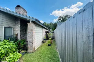 13306 Rain Lily Ln, Houston, TX 77083 - Photo 15