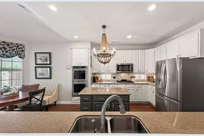 930 Burchton Drive, Sugar Land, TX 77479 - Photo 15