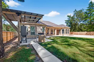 1005 Lewis, Kemah, TX 77565 - Photo 31