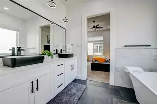 1913 Hoskins Dr, Houston, TX 77080 - Photo 23