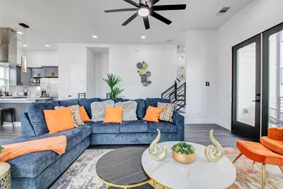 1913 Hoskins Drive #A, Houston, TX 77080 - Photo 7