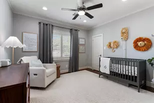 813 Ashland St, Houston, TX 77007 - Photo 29