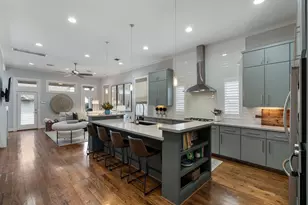813 Ashland St, Houston, TX 77007 - Photo 13