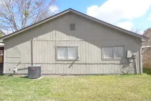 13919 Tower Point Dr, Sugar Land, TX 77498 - Photo 23