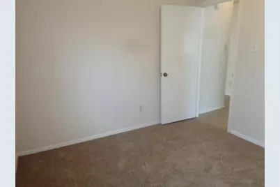 13919 Tower Point Drive, Sugar Land, TX 77498 - Photo 7