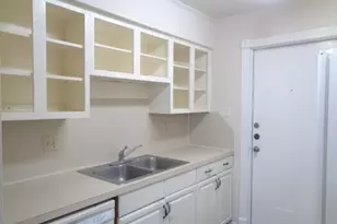 13919 Tower Point Dr, Sugar Land, TX 77498 - Photo 17