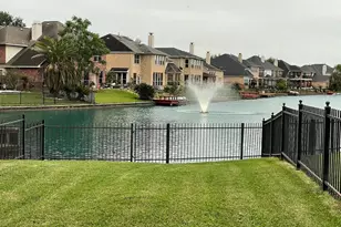14207 Cairns Ct, Sugar Land, TX 77498 - Photo 15
