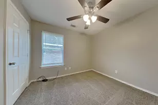 26925 Carriage Manor Ln, Kingwood, TX 77339 - Photo 11