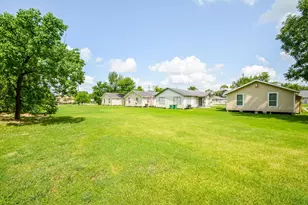6018 Collingsworth St, Houston, TX 77026 - Photo 17