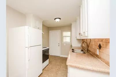 6018 Collingsworth Street #1, Houston, TX 77026 - Photo 5