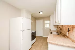 6018 Collingsworth St, Houston, TX 77026 - Photo 5