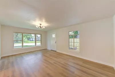 4914 Pershing Street, Houston, TX 77033 - Photo 9