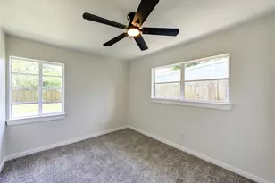 4914 Pershing St, Houston, TX 77033 - Photo 33