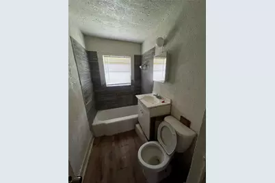 5926 Southtown Street, Houston, TX 77033 - Photo 7