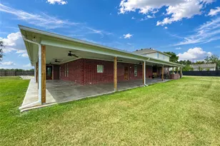 3115 County Rd 58, Manvel, TX 77578 - Photo 17