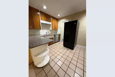 106 Barracuda Avenue, Galveston, TX 77550 - Photo 11