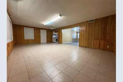 106 Barracuda Avenue, Galveston, TX 77550 - Photo 5