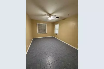 106 Barracuda Avenue, Galveston, TX 77550 - Photo 19