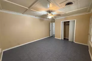 106 Barracuda Ave, Galveston, TX 77550 - Photo 15