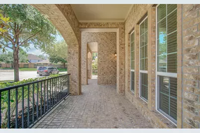 6105 Moody Pines Court, Kingwood, TX 77345 - Photo 3