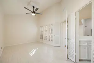 1856 S Gessner Rd, Houston, TX 77063 - Photo 11