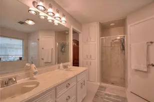 2702 S Pine Hill Dr, Pearland, TX 77581 - Photo 13