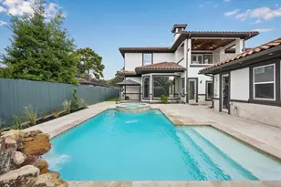 9761 Westview Dr, Houston, TX 77055 - Photo 33