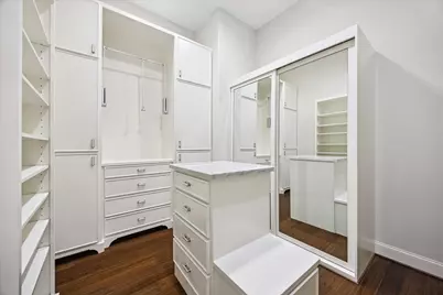 9761 Westview Drive, Houston, TX 77055 - Photo 15