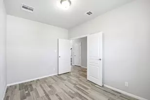 16203 Centennial Light Dr, Hockley, TX 77447 - Photo 9