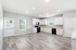 16203 Centennial Light Dr, Hockley, TX 77447 - Photo 11
