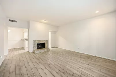 2100 Tanglewilde Street #531, Houston, TX 77063 - Photo 3