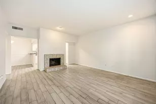 2100 Tanglewilde St, Houston, TX 77063 - Photo 3