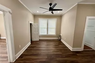 1403 14th St, Huntsville, TX 77340 - Photo 5