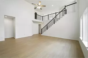 306 Monarch Trl, Huntsville, TX 77320 - Photo 17