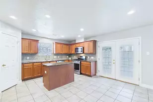 4902 Conner Ct, Pasadena, TX 77504 - Photo 13