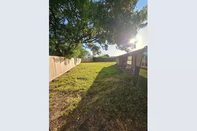 5643 Condon Lane, Houston, TX 77053 - Photo 17