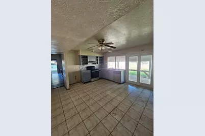 5643 Condon Lane, Houston, TX 77053 - Photo 3